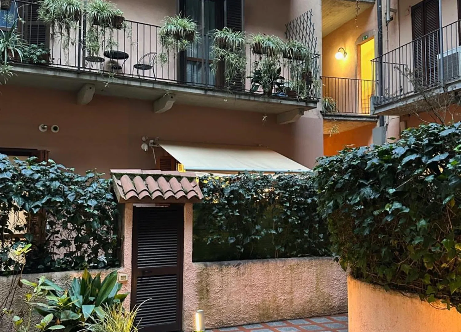 דירות מילאנו Naviglio Garden