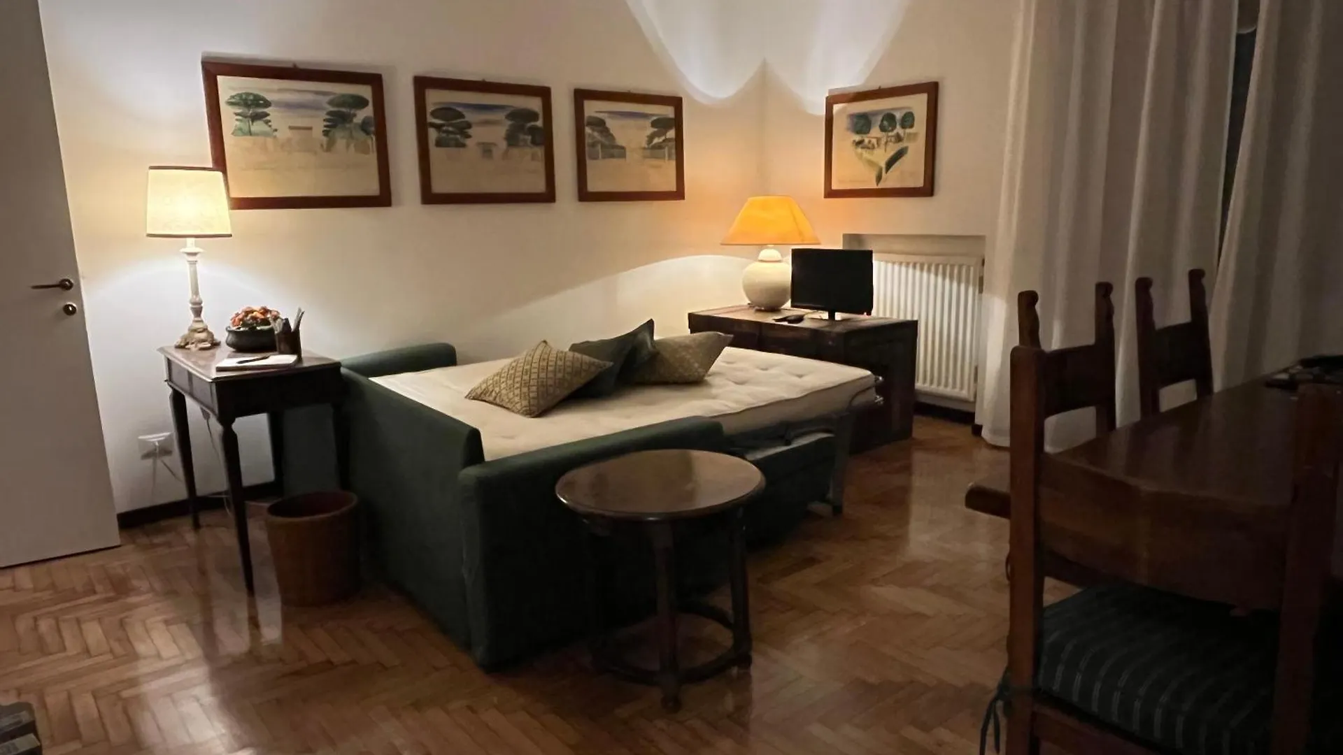 Naviglio Garden Apartment Milan